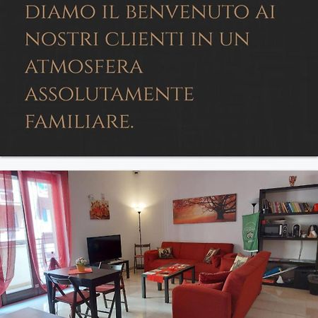 Отель Domus Taranto Unica Sede Экстерьер фото
